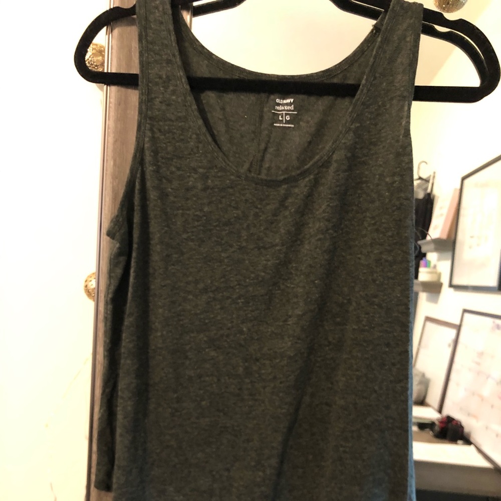 Green workout tank